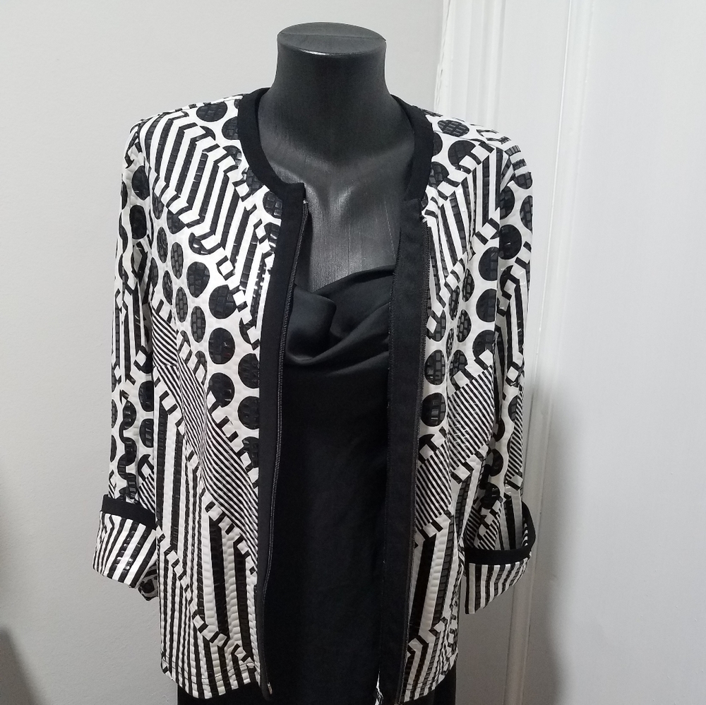 Annie Corvall Paris Geometric Black & White Jacket